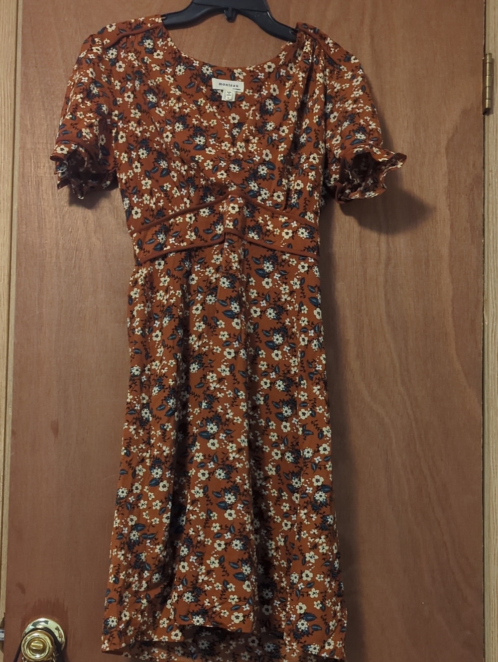 Rust Floral Midi Dress with Short Sleeves